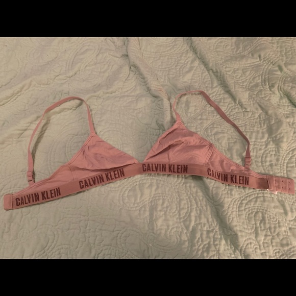 Calvin Klein bra - Picture 1 of 3